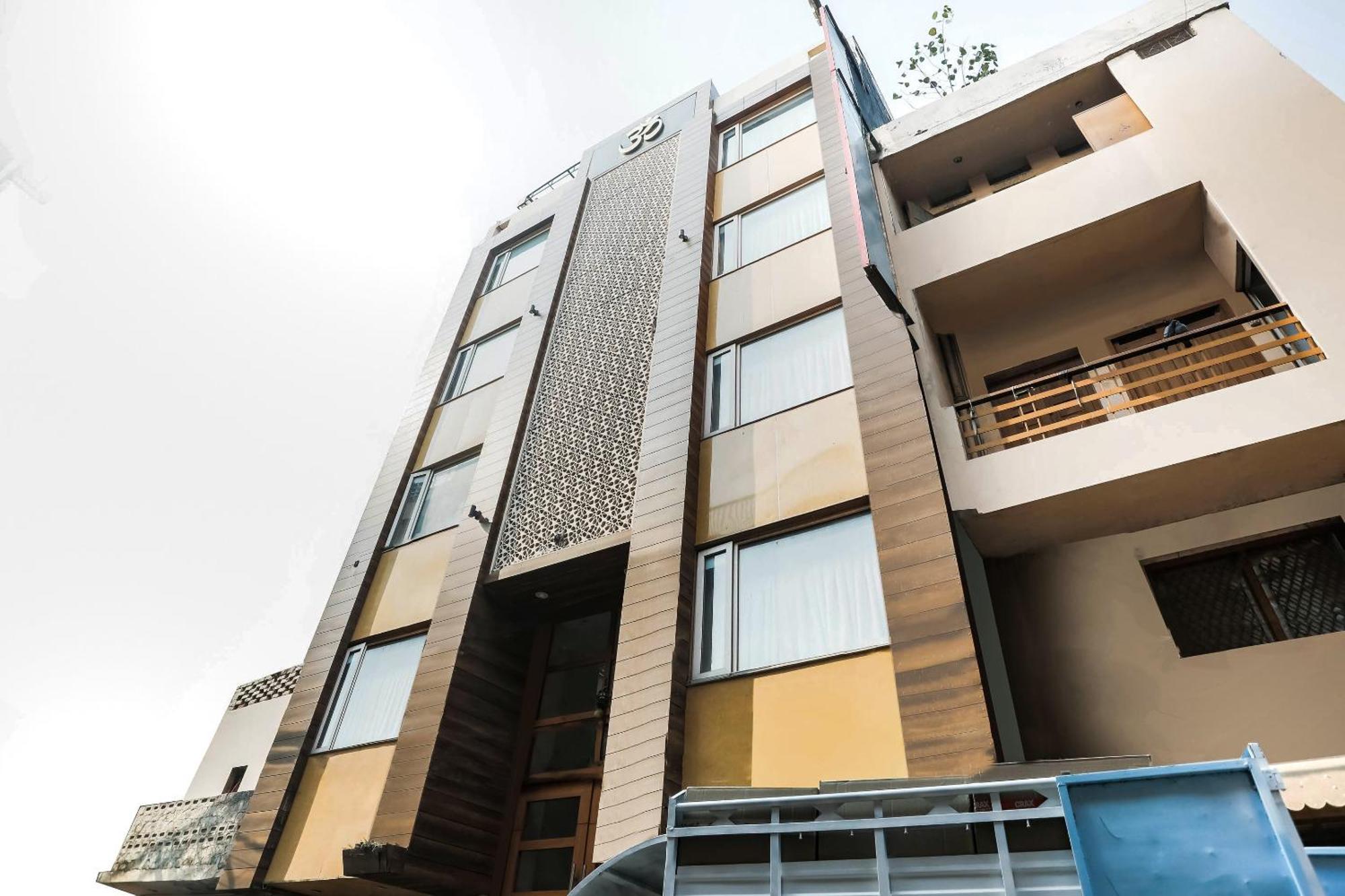 Collection O The Kailash Dev Hotel New Delhi Buitenkant foto